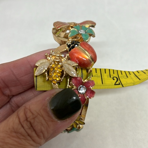 Adorable Coldwater Creek clamper bracelet - Picture 13 of 14